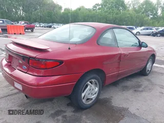 1999 Ford Escort "Cool" with VIN 3FAKP1136XR194925, listed as a IAAI auction lot 42097435 with 82,176 mi miles. Bid and sale history available at carsss.com. Image 4.