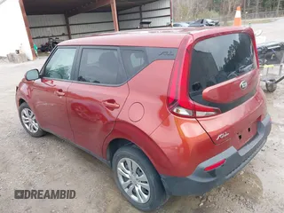 2021 Kia Soul LX with VIN KNDJ23AU5M7741906, listed as a IAAI auction lot 41608289 with 81,551 mi miles. Bid and sale history available at carsss.com. Image 3.