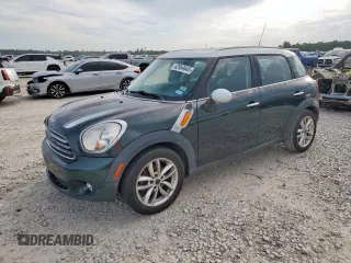 2013 MINI Countryman with VIN WMWZB3C54DWM07104, listed as a Copart auction lot 62564645 with 137,179 mi miles and Clean title. Bid and sale history available at DreamBid. Image 1.