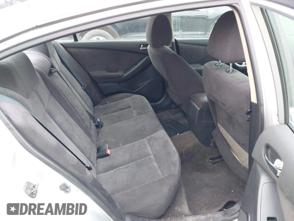 2008 Nissan Altima 2.5 with VIN 1N4AL21E18C259677, listed as a IAAI auction lot 41889952 with 239,015 mi miles. Bid and sale history available at carsss.com. Image 8.