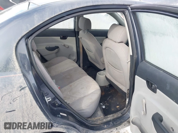 2008 Hyundai Accent GLS with VIN KMHCN46C88U270746, listed as a IAAI auction lot 41392092 with 146,419 mi miles. Bid and sale history available at carsss.com. Image 8.