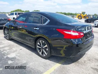 2016 Nissan Altima SR with VIN 1N4AL3AP4GC289147, listed as a IAAI auction lot 42159067 with 105,112 mi miles and . Bid and sale history available at carsss.com. Image 3.
