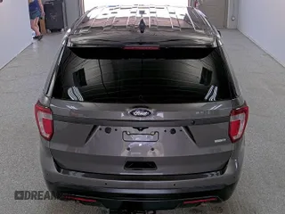 2017 Ford Police Interceptor Utility с VIN 1FM5K8AR7HGC26854, выставлен на аукционе IAAI как лот 42791619 с пробегом 105 935 миль миль и . История ставок и продаж доступна на DreamBid. Изображение 45.
