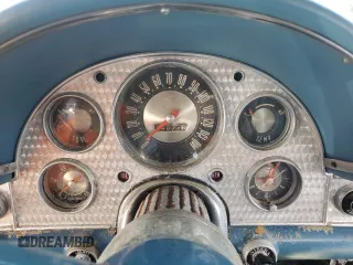 1958 Ford Thunderbird with VIN D7FH157160, listed as a Copart auction lot 80858054 with 16,024 mi miles and Salvage Title. Bid and sale history available at DreamBid. Image 9.