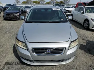 2008 Volvo S40 2.4L with VIN YV1MS390482379790, listed as a Copart auction lot 49853275 with 128,205 mi miles and Salvage Title. Bid and sale history available at carsss.com. Image 5.