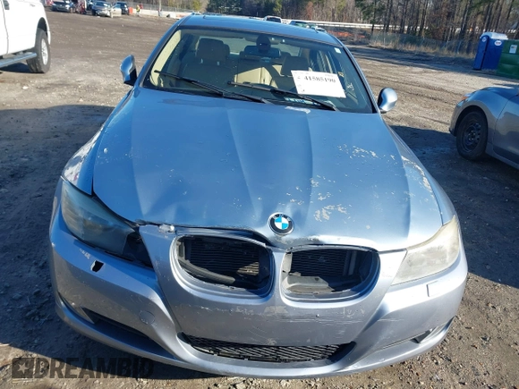 2011 BMW 3 Series 328i xDrive z VIN WBAPK5C52BF124605, wystawiony jako IAAI lot #41585190 z przebiegiem 108 000 mil mil oraz . Historia ofert i sprzedaży dostępna na DreamBid. Obrazek 12.
