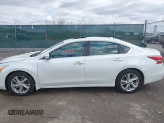 2015 Nissan Altima S with VIN 1N4AL3AP4FN860932, listed as a IAAI auction lot 42088842 with 138,119 mi miles and . Bid and sale history available at DreamBid. Image 14.