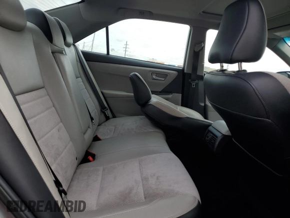 2015 Toyota Camry XLE z VIN 4T1BF1FK4FU956830, wystawiony jako Copart lot #58418565 z przebiegiem 88 771 mil mil oraz Szkoda całkowita • Salvage title. Historia ofert i sprzedaży dostępna na DreamBid. Obrazek 10.