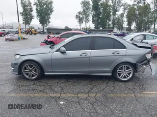 2014 Mercedes-Benz C 250 Sport с VIN WDDGF4HBXEG253583, выставлен на аукционе IAAI как лот 42189407 с пробегом 134 896 миль миль и . История ставок и продаж доступна на DreamBid. Изображение 14.