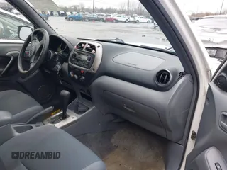 2003 Toyota RAV4 with VIN JTEGH20V730111000, listed as a IAAI auction lot 41955312 with 211,623 mi miles. Bid and sale history available at carsss.com. Image 5.