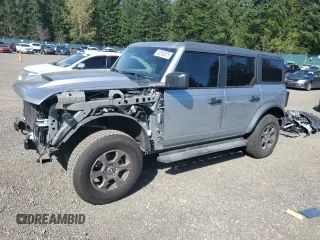 2023 Ford Bronco z VIN 1FMDE5BH9PLB49997, wystawiony jako Copart lot #53353975 z przebiegiem 17 338 mil mil oraz Szkoda całkowita • Salvage title. Historia ofert i sprzedaży dostępna na DreamBid. Obrazek 1.