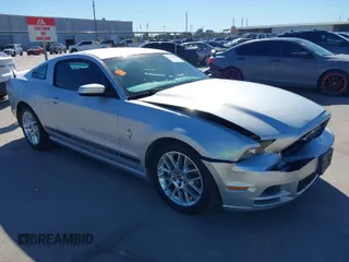 2013 Ford Mustang V6 with VIN 1ZVBP8AM0D5200726, listed as a IAAI auction lot 41730840 with 128,134 mi miles. Bid and sale history available at carsss.com. Image 1.