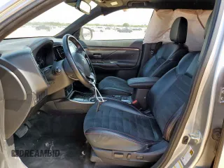 2020 Mitsubishi Outlander SE with VIN JA4AD3A31LJ000942, listed as a Copart auction lot 60103285 with 122,053 mi miles and Salvage title. Bid and sale history available at DreamBid. Image 7.