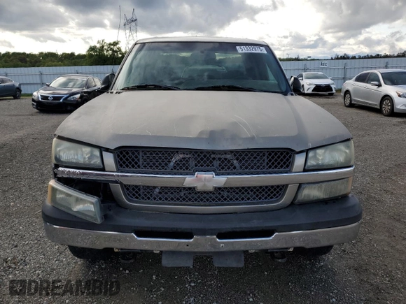 2003 Chevrolet Silverado 1500HD LS z VIN 1GCGK13U63F131030, wystawiony jako Copart lot #51332975 z przebiegiem 219 366 mil mil oraz Szkoda całkowita • Salvage title. Historia ofert i sprzedaży dostępna na DreamBid. Obrazek 5.