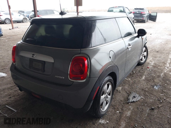 2015 MINI Hardtop with VIN WMWXM5C51F3B34207, listed as a IAAI auction lot 41615894 with 15,787 mi miles and . Bid and sale history available at DreamBid. Image 4.