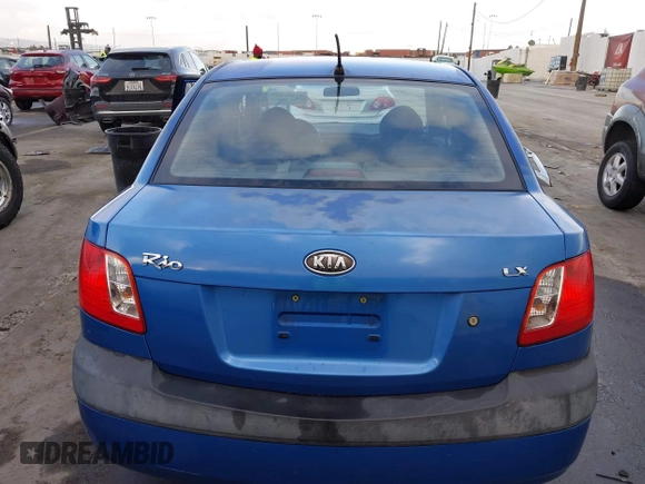 2008 Kia Rio LX with VIN KNADE123486365738, listed as a IAAI auction lot 41902367 with 248,194 mi miles. Bid and sale history available at carsss.com. Image 15.