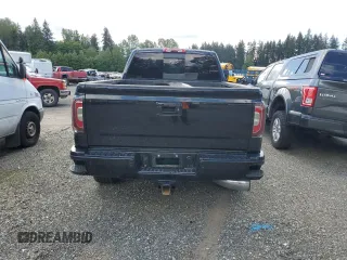 2015 GMC Sierra 2500HD Denali z VIN 1GT120E82FF160626, wystawiony jako Copart lot #57807735 z przebiegiem 193 495 mil mil oraz Szkoda całkowita • Salvage title. Historia ofert i sprzedaży dostępna na DreamBid. Obrazek 6.