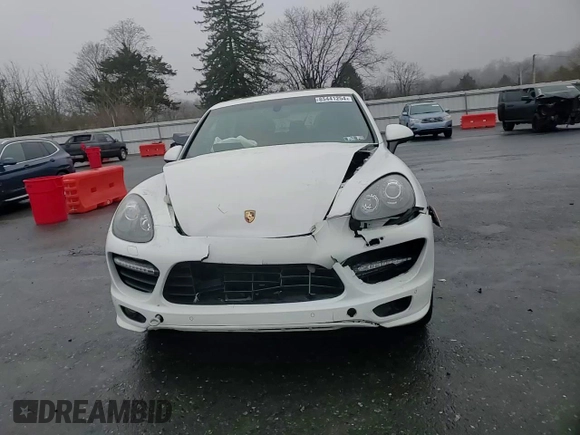 2014 Porsche Cayenne GTS z VIN WP1AD2A22ELA72164, wystawiony jako Copart lot #85441254 z przebiegiem 151 800 mil mil oraz Szkoda całkowita • Salvage title. Historia ofert i sprzedaży dostępna na DreamBid. Obrazek 12.