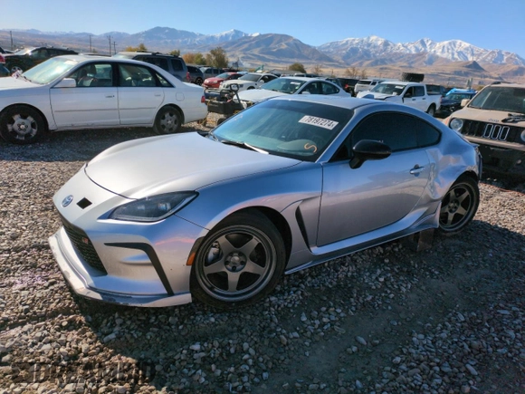 2023 Toyota 86 with VIN JF1ZNBB19P9765455, listed as a Copart auction lot 78197274 with 3,421 mi miles and Salvage Title. Bid and sale history available at DreamBid. Image 1.