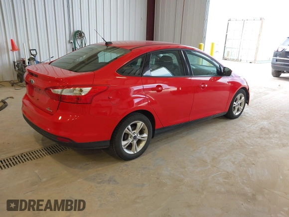 2013 Ford Focus SE with VIN 1FADP3F26DL159395, listed as a IAAI auction lot 42026763 with 165,259 mi miles. Bid and sale history available at carsss.com. Image 4.