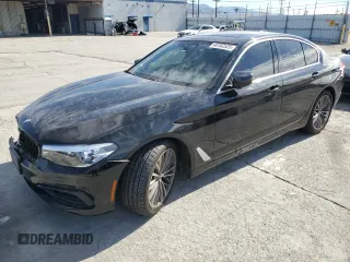 2019 BMW 5 Series 530i with VIN WBAJA5C50KWW30068, listed as a Copart auction lot 46162525 with 0 mi miles and Salvage Title. Bid and sale history available at carsss.com. Image 1.