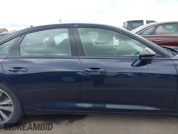 2021 Audi A6 Premium z VIN WAUD3AF20MN104078, wystawiony jako IAAI lot #42034978 z przebiegiem 57 530 mil mil oraz . Historia ofert i sprzedaży dostępna na DreamBid. Obrazek 13.