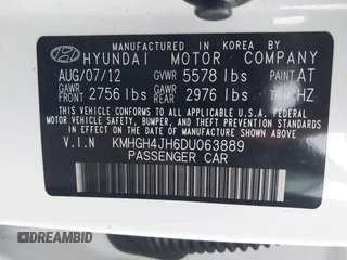 2013 Hyundai Equus Signature with VIN KMHGH4JH6DU063889, listed as a IAAI auction lot 40782294 with 81,631 mi miles and . Bid and sale history available at DreamBid. Image 9.