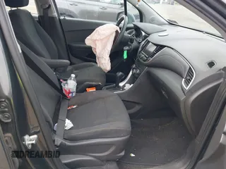 2020 Chevrolet Trax LS with VIN 3GNCJKSB2LL224969, listed as a IAAI auction lot 42506333 with 101,529 mi miles and . Bid and sale history available at DreamBid. Image 5.