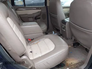 2004 Ford Explorer с VIN 1FMZU84W44UA55182, выставлен на аукционе IAAI как лот 41140094 с пробегом Не указан миль и . История ставок и продаж доступна на DreamBid. Изображение 8.