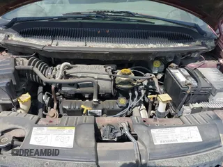 2001 Dodge Caravan Sport with VIN 2B4GP44371R357363, listed as a IAAI auction lot 42051708 with 127,352 mi miles and . Bid and sale history available at carsss.com. Image 10.
