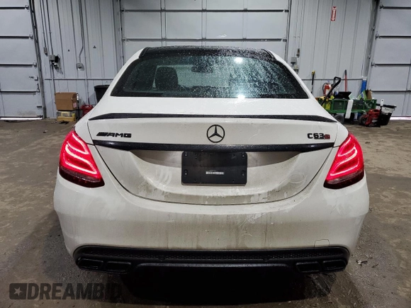 2016 Mercedes-Benz C 63 S AMG z VIN 55SWF8HB7GU098273, wystawiony jako Copart lot #86781954 z przebiegiem 107 642 mil mil oraz Szkoda całkowita • Salvage title. Historia ofert i sprzedaży dostępna na DreamBid. Obrazek 6.
