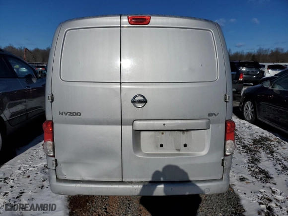 2013 Nissan NV200 SV with VIN 3N6CM0KN8DK690795, listed as a Copart auction lot 41579545 with NaN miles and Clean Title. Bid and sale history available at carsss.com. Image 6.