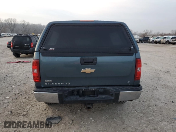 2009 Chevrolet Silverado 1500 LT with VIN 1GCEK29029Z155771, listed as a Copart auction lot 85863524 with 208,892 mi miles and Salvage Title. Bid and sale history available at DreamBid. Image 6.