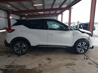2020 Nissan Kicks SR with VIN 3N1CP5DV4LL555345, listed as a IAAI auction lot 41583234 with 68,864 mi miles and . Bid and sale history available at DreamBid. Image 14.