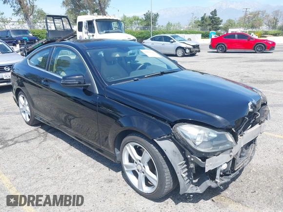 2014 Mercedes-Benz C-Class C 250 with VIN WDDGJ4HBXEG296917, listed as a IAAI auction lot 42068339 with 124,872 mi miles. Bid and sale history available at carsss.com. Image 1.