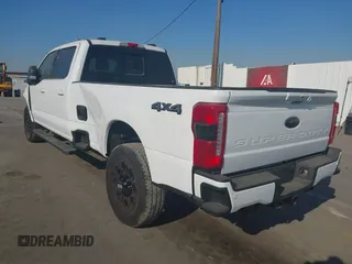 2024 Ford Super Duty F-250 SRW XL with VIN 1FT8W2BN2RED04016, listed as a IAAI auction lot 41274955 with 6,181 mi miles. Bid and sale history available at carsss.com. Image 3.