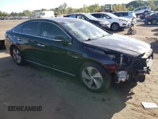 2017 Hyundai Sonata Hybrid Limited with VIN KMHE34L1XHA044730, listed as a Copart auction lot 65880933 with 73,182 mi miles. Bid and sale history available at carsss.com. Image 4.