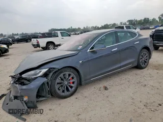 2019 Tesla Model S 100D z VIN 5YJSA1E44KF349058, wystawiony jako Copart lot #57670865 z przebiegiem 39 613 mil mil oraz Szkoda całkowita • Salvage title. Historia ofert i sprzedaży dostępna na DreamBid. Obrazek 1.