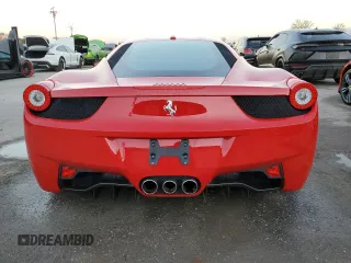 2010 Ferrari 458 Italia z VIN ZFF67NFA8A0176042, wystawiony jako Copart lot #74711994 z przebiegiem 13 056 mil mil oraz Nie do naprawy. Historia ofert i sprzedaży dostępna na DreamBid. Obrazek 6.