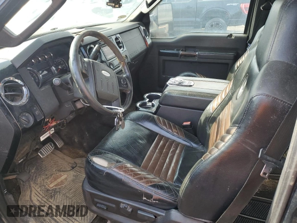 2008 Ford F-250 XL z VIN 1FTSW21R08EC42432, wystawiony jako Copart lot #47424925 z przebiegiem 314 656 mil mil oraz Szkoda całkowita • Salvage title. Historia ofert i sprzedaży dostępna na DreamBid. Obrazek 7.