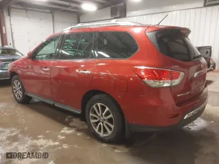 2016 Nissan Pathfinder Platinum with VIN 5N1AR2MM4GC652045, listed as a IAAI auction lot 41537647 with 119,031 mi miles. Bid and sale history available at carsss.com. Image 3.