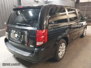 2019 Dodge Grand Caravan SE with VIN 2C4RDGBG2KR591780, listed as a IAAI auction lot 41958861 with 72,574 mi miles. Bid and sale history available at carsss.com. Image 4.