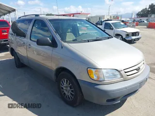 2003 Toyota Sienna CE with VIN 4T3ZF19C53U539951, listed as a IAAI auction lot 41906505 with 233,426 mi miles. Bid and sale history available at carsss.com. Image 1.