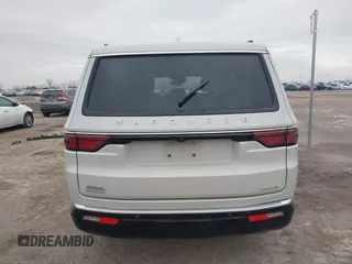 2022 Jeep Wagoneer Series II with VIN 1C4SJVBT5NS142754, listed as a IAAI auction lot 41423008 with 82,611 mi miles and . Bid and sale history available at DreamBid. Image 17.