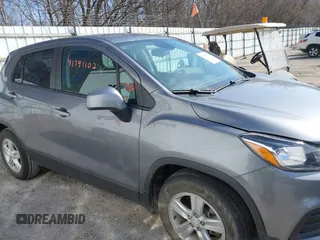 2020 Chevrolet Trax LS with VIN 3GNCJKSB2LL323579, listed as a IAAI auction lot 41791102 with 25,871 mi miles. Bid and sale history available at carsss.com. Image 13.