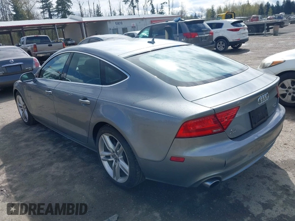 2014 Audi A7 Premium Plus z VIN WAUWGAFC4EN160144, wystawiony jako IAAI lot #41970181 z przebiegiem 118 761 mil mil oraz . Historia ofert i sprzedaży dostępna na DreamBid. Obrazek 3.