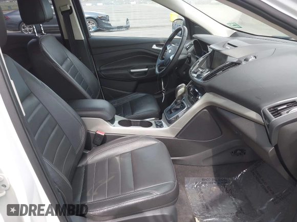 2013 Ford Escape SEL with VIN 1FMCU9HXXDUD82944, listed as a IAAI auction lot 42079667 with 97,304 mi miles. Bid and sale history available at carsss.com. Image 5.