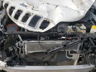 2019 Jeep Cherokee Limited with VIN 1C4PJMDX5KD135027, listed as a Copart auction lot 46635215 with 0 mi miles and Salvage Title. Bid and sale history available at carsss.com. Image 13.