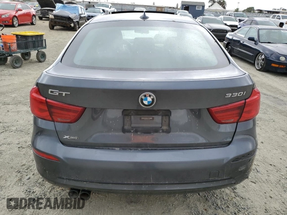 2018 BMW 3 Series 330i xDrive with VIN WBA8Z9C57JB219965, listed as a Copart auction lot 76536574 with 0 mi miles and Salvage Title. Bid and sale history available at carsss.com. Image 6.
