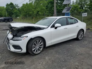 2021 Volvo S60 Momentum with VIN 7JRA22TK1MG091009, listed as a Copart auction lot 62489525 with 70,465 mi miles and Salvage title. Bid and sale history available at DreamBid. Image 1.